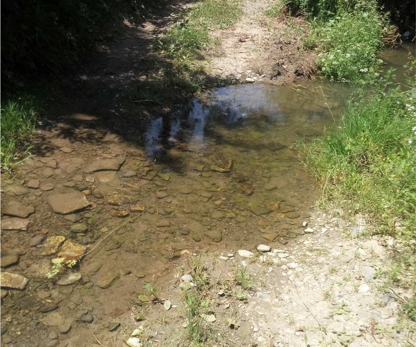 Čišćenje propusta i vodotokova u naselju Bolnički potok